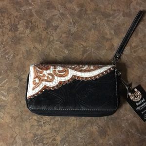 Rusted horseshoe western wallet